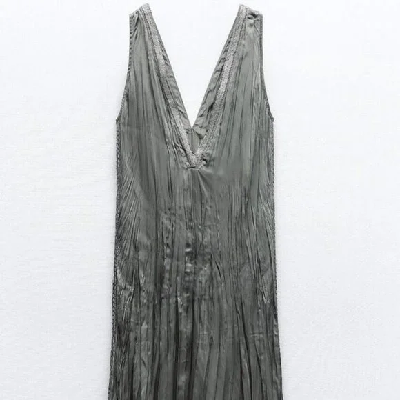 ZARA EMBROIDERED SATIN EFFECT DRESSLIMITED EDITION